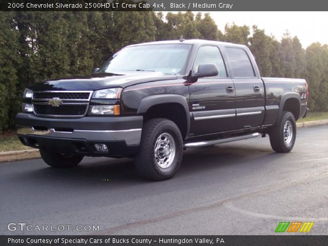 2006 Chevrolet Silverado 2500HD LT Crew Cab 4x4 in Black