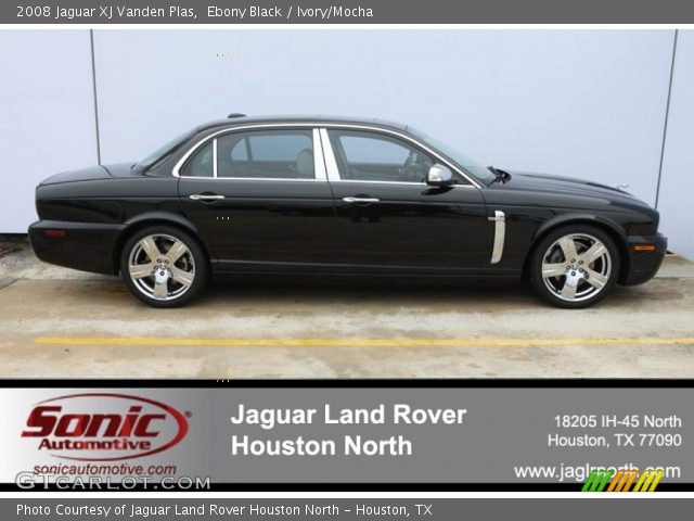 2008 Jaguar XJ Vanden Plas in Ebony Black