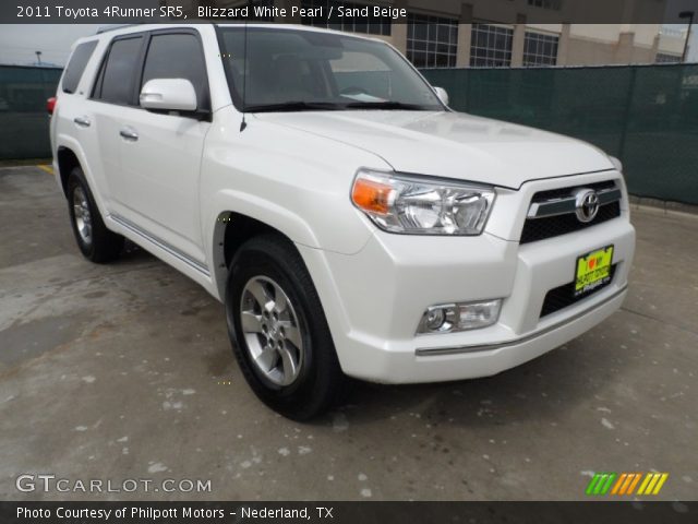 2011 Toyota 4Runner SR5 in Blizzard White Pearl