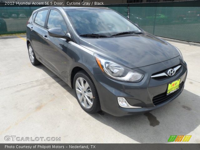 2012 Hyundai Accent SE 5 Door in Cyclone Gray