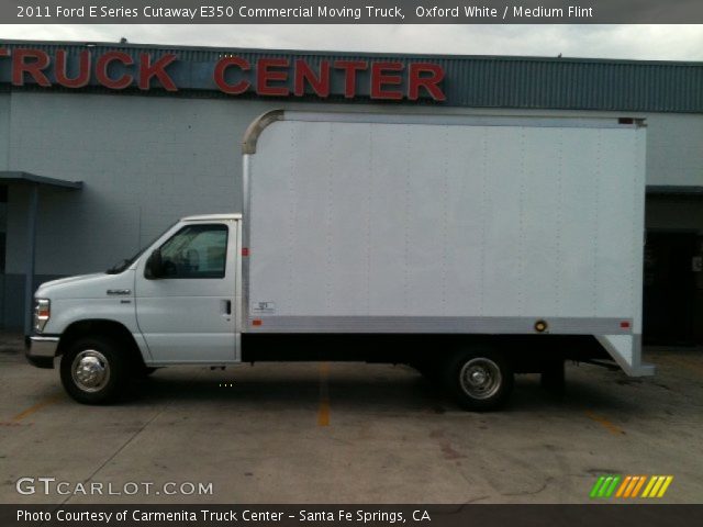 2011 Ford E Series Cutaway E350 Commercial Moving Truck in Oxford White