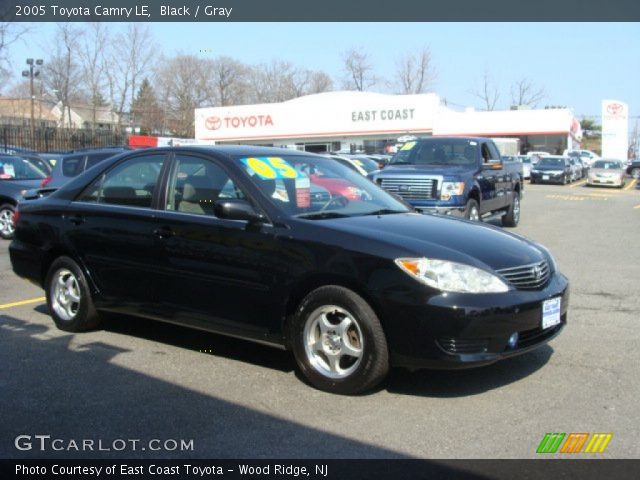 2005 Toyota Camry LE in Black