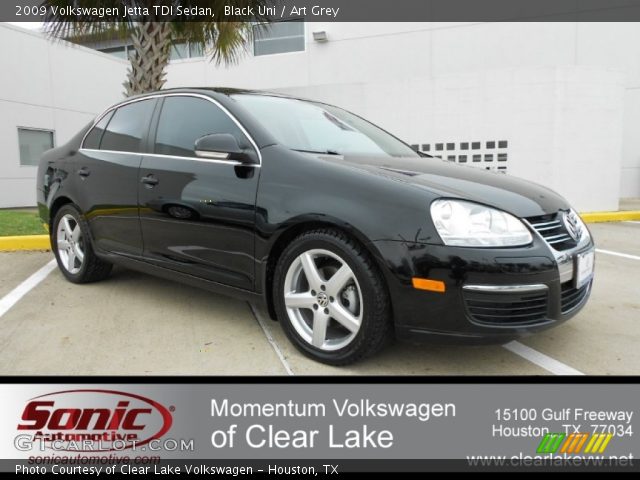 2009 Volkswagen Jetta TDI Sedan in Black Uni