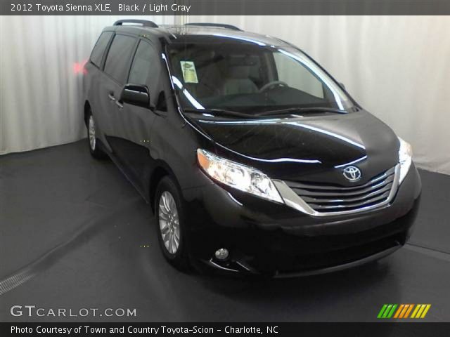 2012 Toyota Sienna XLE in Black