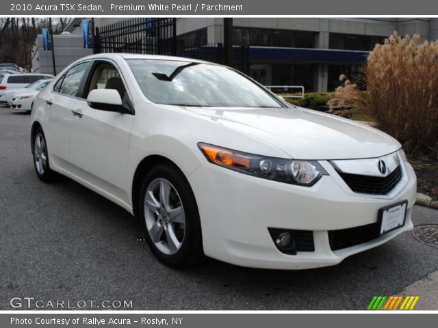 2010 Acura TSX Sedan in Premium White Pearl