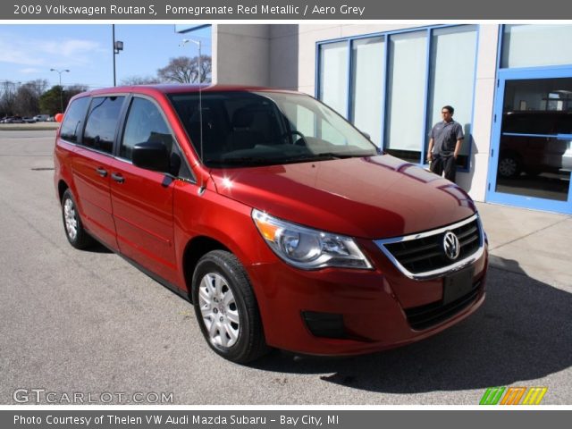 2009 Volkswagen Routan S in Pomegranate Red Metallic