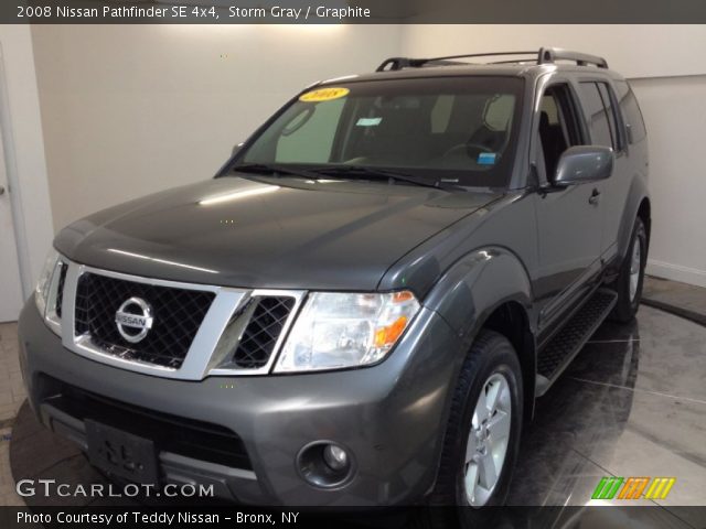 2008 Nissan Pathfinder SE 4x4 in Storm Gray