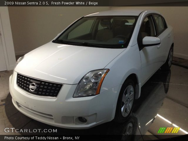 2009 Nissan Sentra 2.0 S in Fresh Powder White