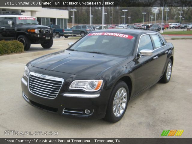 2011 Chrysler 300 Limited in Brilliant Black Crystal Pearl
