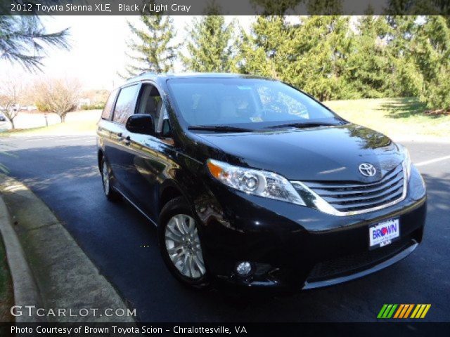 2012 Toyota Sienna XLE in Black