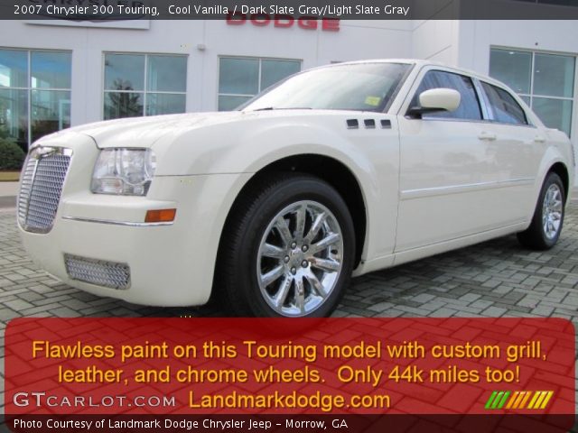 2007 Chrysler 300 Touring in Cool Vanilla