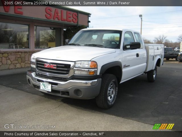 2005 GMC Sierra 2500HD Extended Cab 4x4 in Summit White
