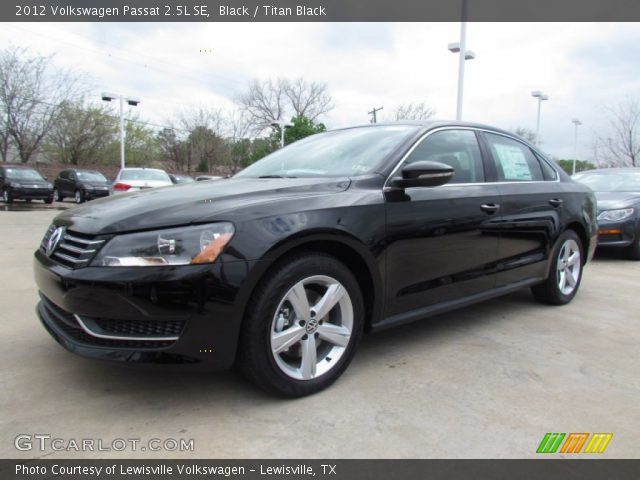2012 Volkswagen Passat 2.5L SE in Black