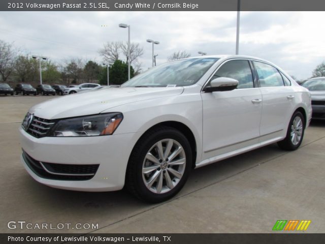 2012 Volkswagen Passat 2.5L SEL in Candy White