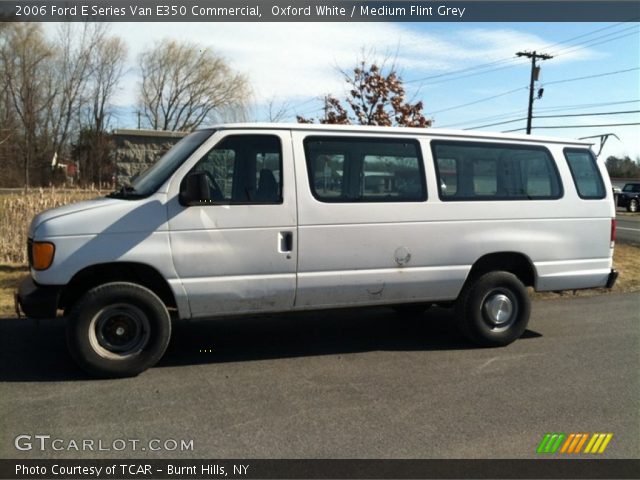 2006 Ford E Series Van E350 Commercial in Oxford White