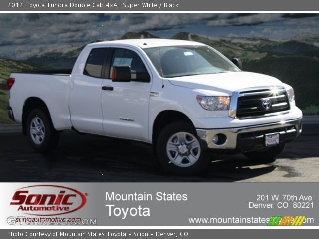 2012 Toyota Tundra Double Cab 4x4 in Super White