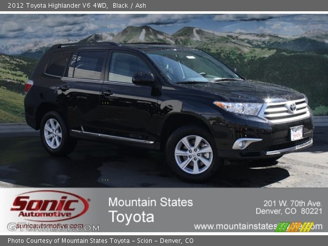 2012 Toyota Highlander V6 4WD in Black