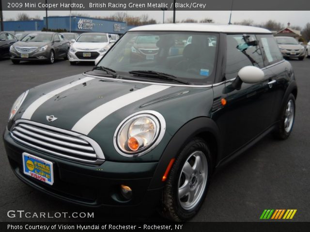 2009 Mini Cooper Hardtop in British Racing Green Metallic