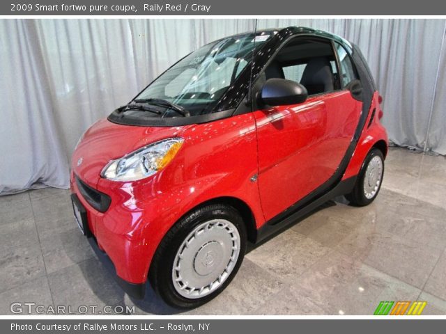 2009 Smart fortwo pure coupe in Rally Red