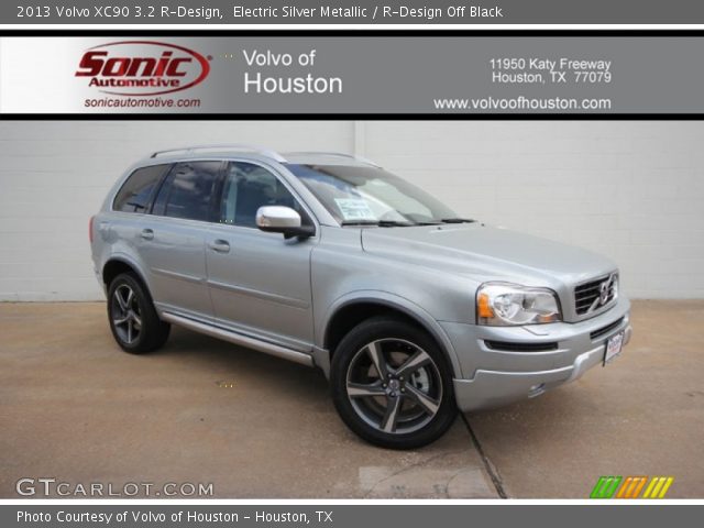 2013 Volvo XC90 3.2 R-Design in Electric Silver Metallic