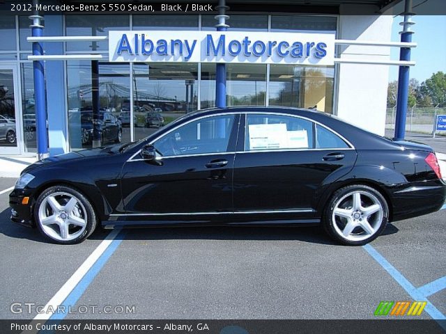 2012 Mercedes-Benz S 550 Sedan in Black