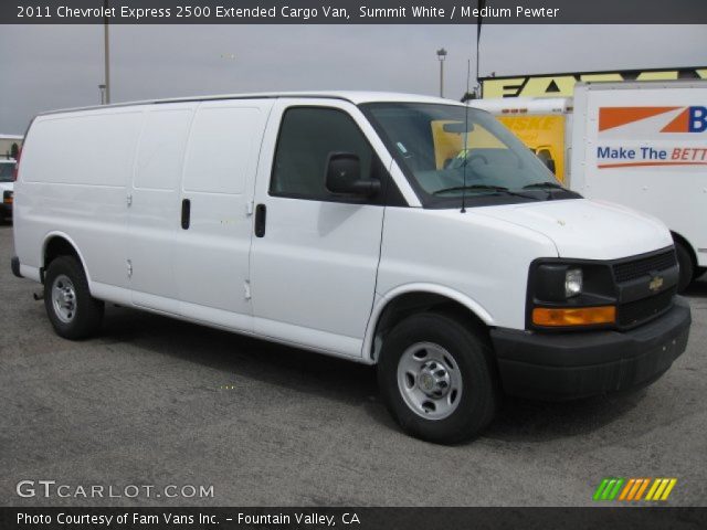 2011 Chevrolet Express 2500 Extended Cargo Van in Summit White