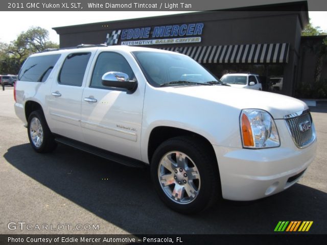 2011 GMC Yukon XL SLT in White Diamond Tintcoat