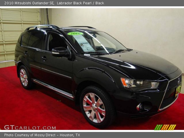 2010 Mitsubishi Outlander SE in Labrador Black Pearl