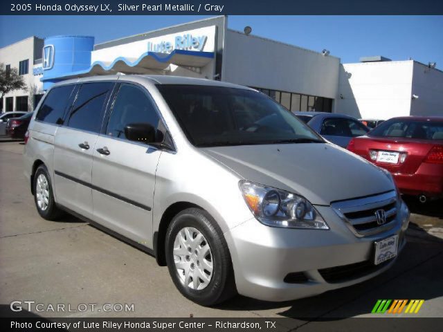 2005 Honda Odyssey LX in Silver Pearl Metallic