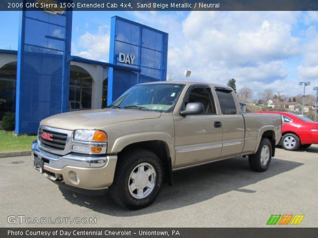 2006 GMC Sierra 1500 Extended Cab 4x4 in Sand Beige Metallic