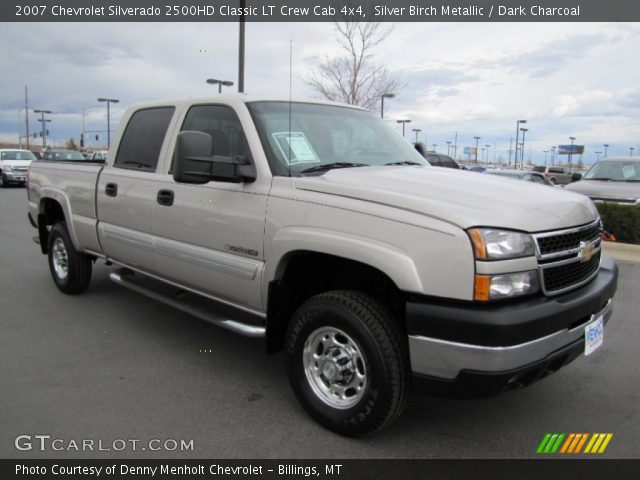 2007 Chevrolet Silverado 2500HD Classic LT Crew Cab 4x4 in Silver Birch Metallic