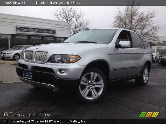 2005 BMW X5 4.4i in Titanium Silver Metallic