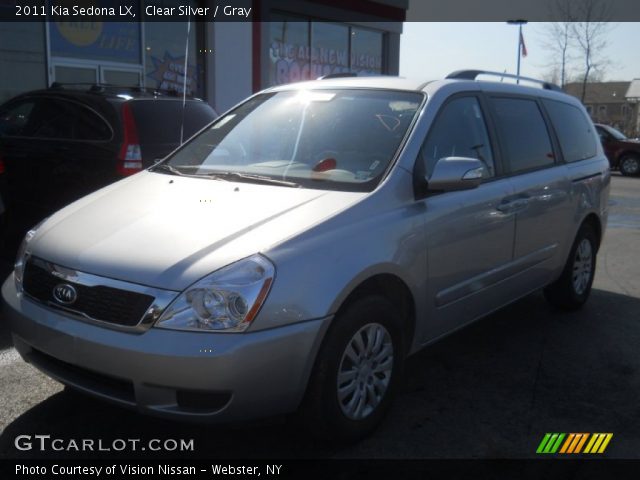 2011 Kia Sedona LX in Clear Silver