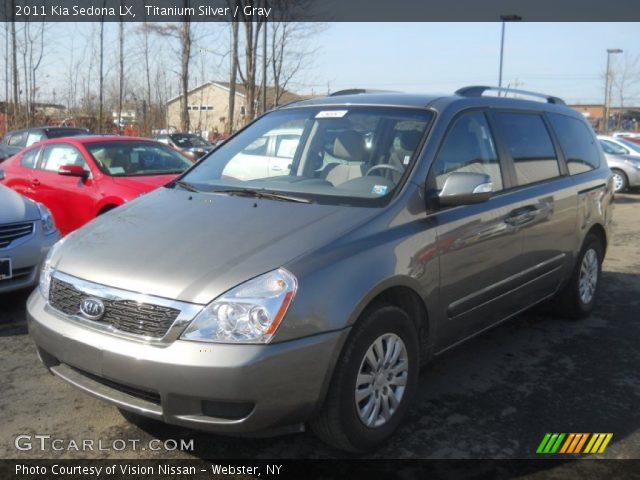 2011 Kia Sedona LX in Titanium Silver