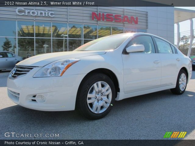 2012 Nissan Altima 2.5 in Winter Frost White