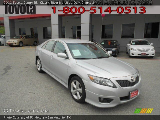 2011 Toyota Camry SE in Classic Silver Metallic