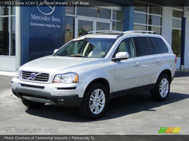 2010 Volvo XC90 3.2 in Silver Metallic