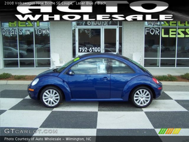 2008 Volkswagen New Beetle SE Coupe in Laser Blue