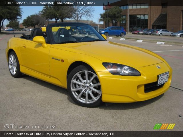 2007 Honda S2000 Roadster in Rio Yellow Pearl