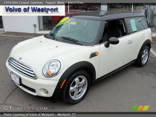 2009 Mini Cooper Clubman in Pepper White