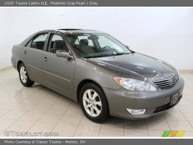 2005 Toyota Camry XLE in Phantom Gray Pearl