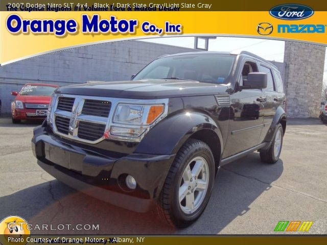 2007 Dodge Nitro SLT 4x4 in Black