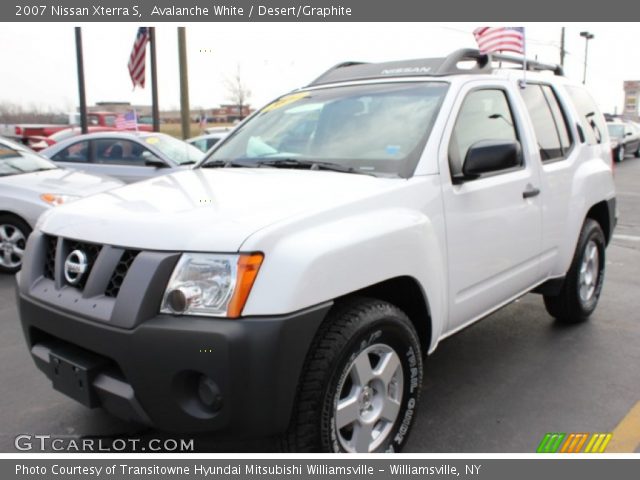 2007 Nissan Xterra S in Avalanche White