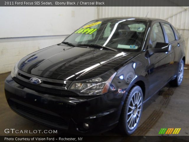 2011 Ford Focus SES Sedan in Ebony Black