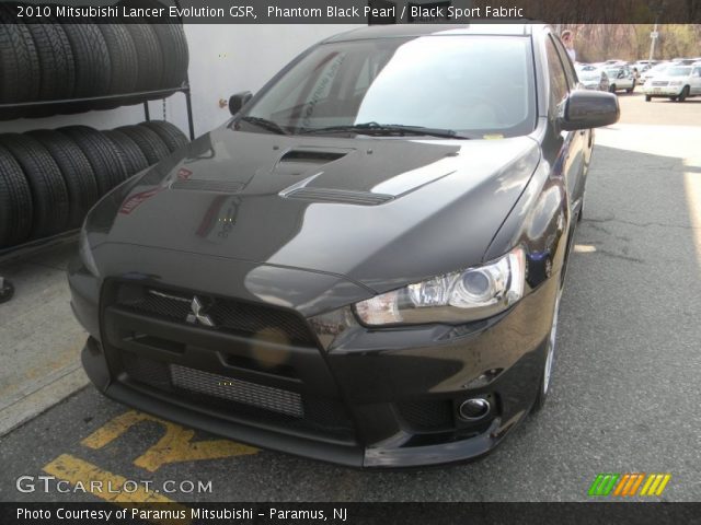 2010 Mitsubishi Lancer Evolution GSR in Phantom Black Pearl