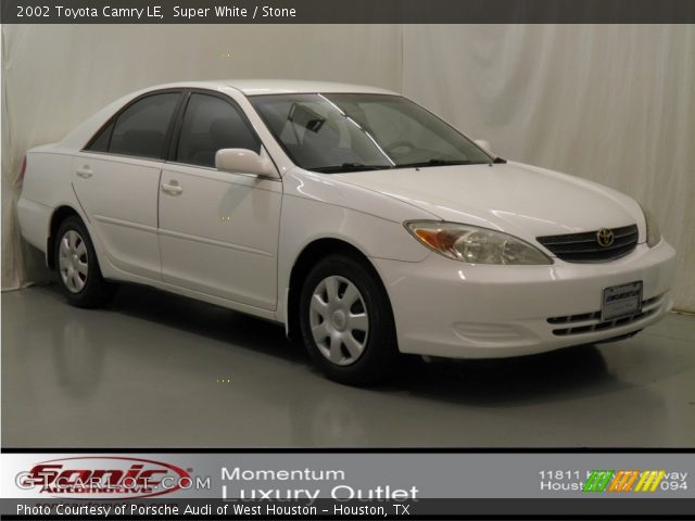 2002 Toyota Camry LE in Super White