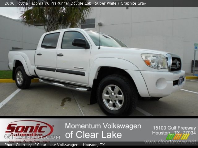 2006 Toyota Tacoma V6 PreRunner Double Cab in Super White