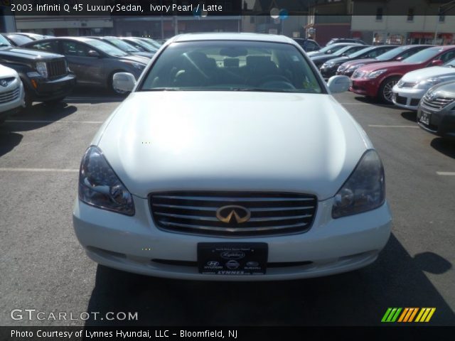 2003 Infiniti Q 45 Luxury Sedan in Ivory Pearl