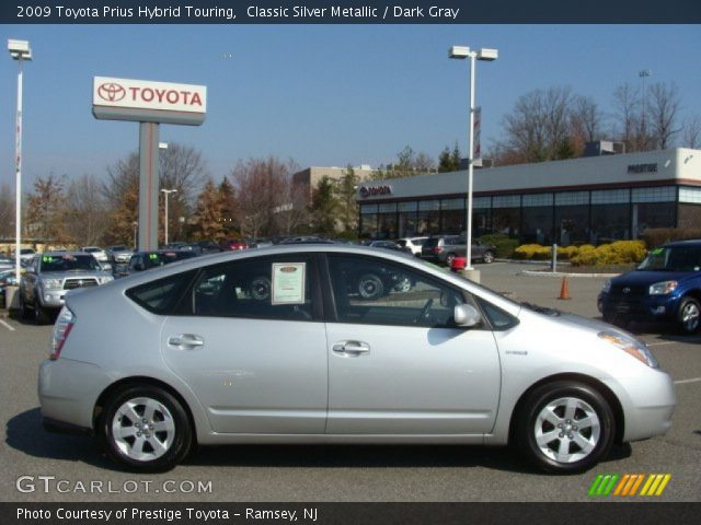 2009 Toyota Prius Hybrid Touring in Classic Silver Metallic