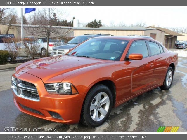 2011 Dodge Charger SE in Toxic Orange Pearl